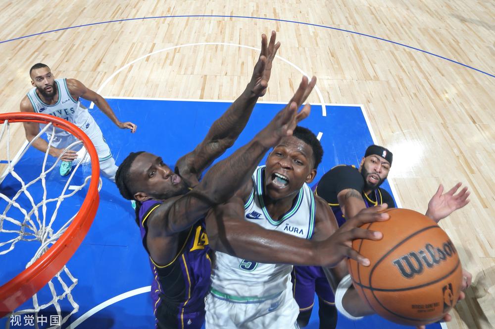 后卫核心 后卫核心