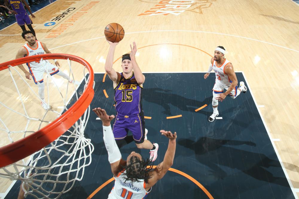 凭借自身的 凭借自身的